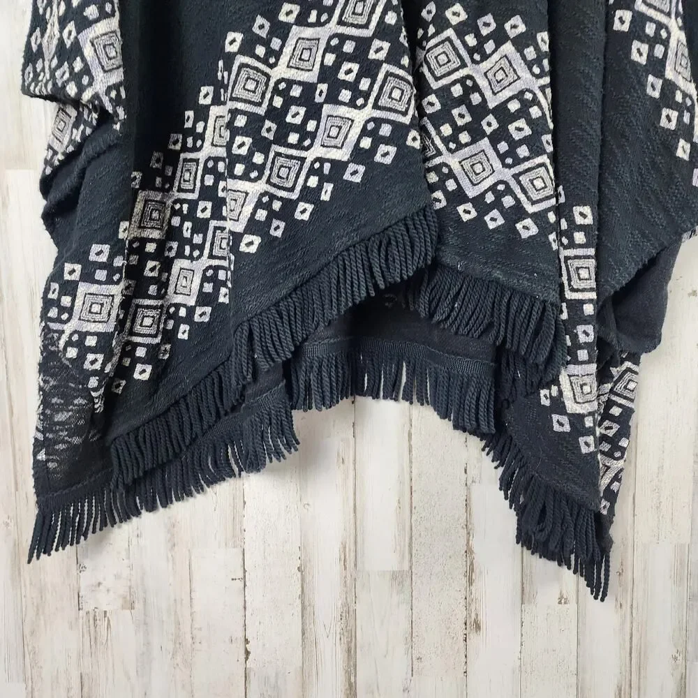 Mossimo Supply Co Aztec Print Fringed Poncho Sweater Black Size S/M - Picture 8 of 11